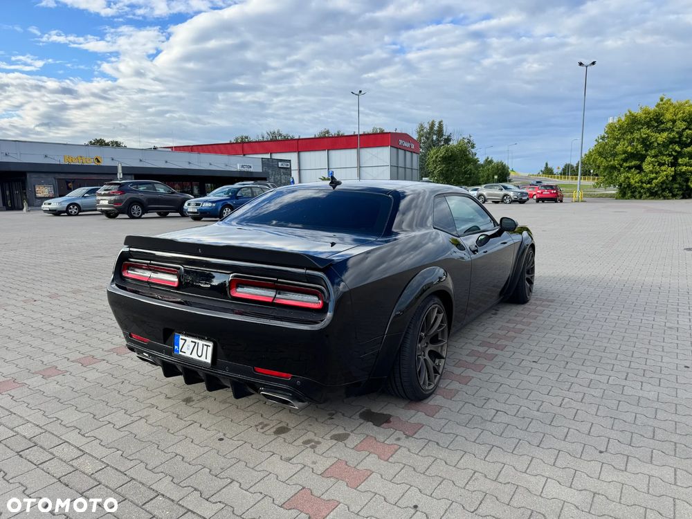 Dodge Challenger Automatik R/T Plus Scat Pack - 2