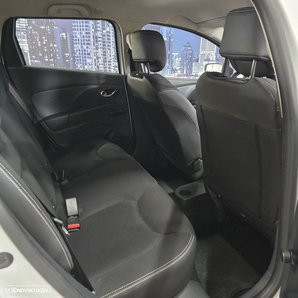 Renault Clio Break - 19