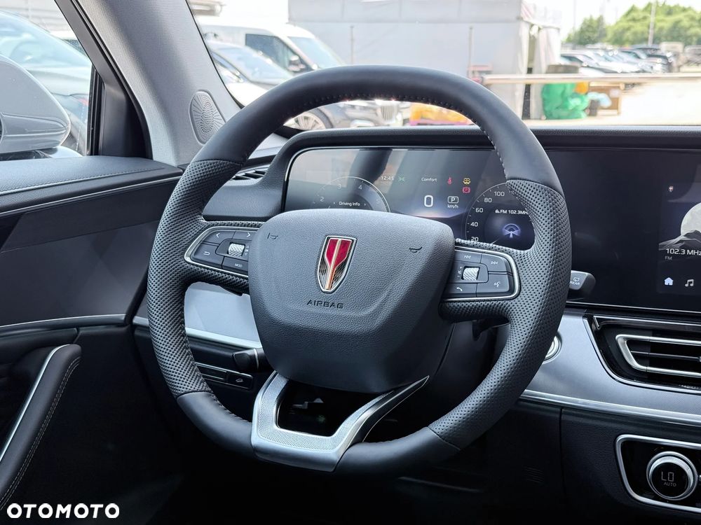 Hongqi HS5 2.0T Executive AWD - 37