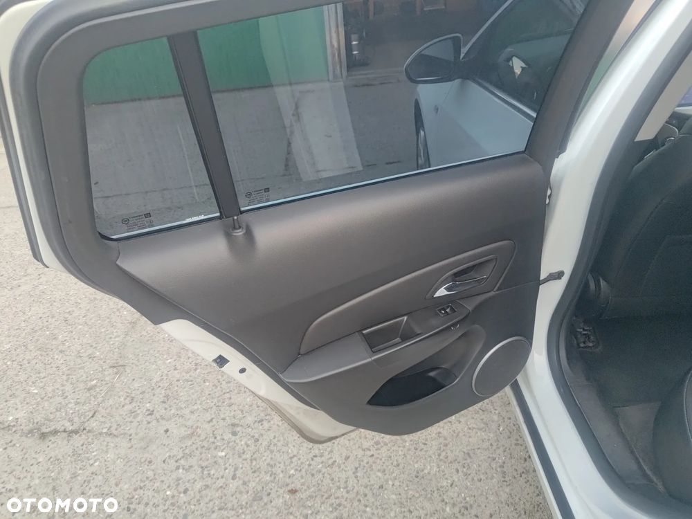 Chevrolet Cruze 1.4T LTZ - 14