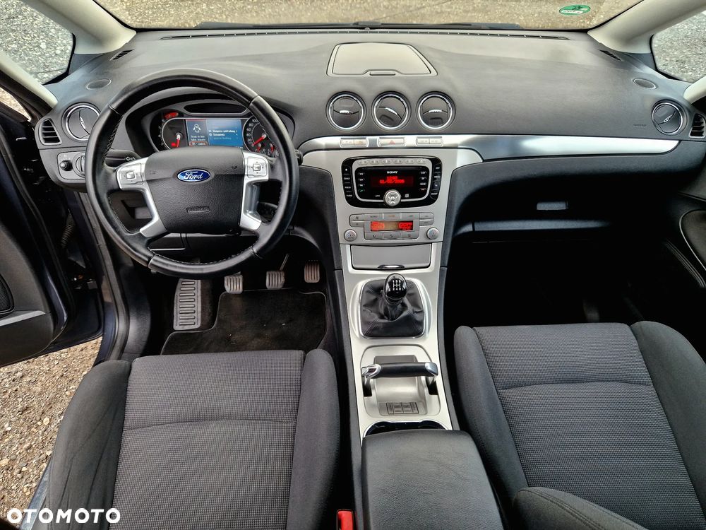 Ford S-Max 2.0 FF Titanium - 19