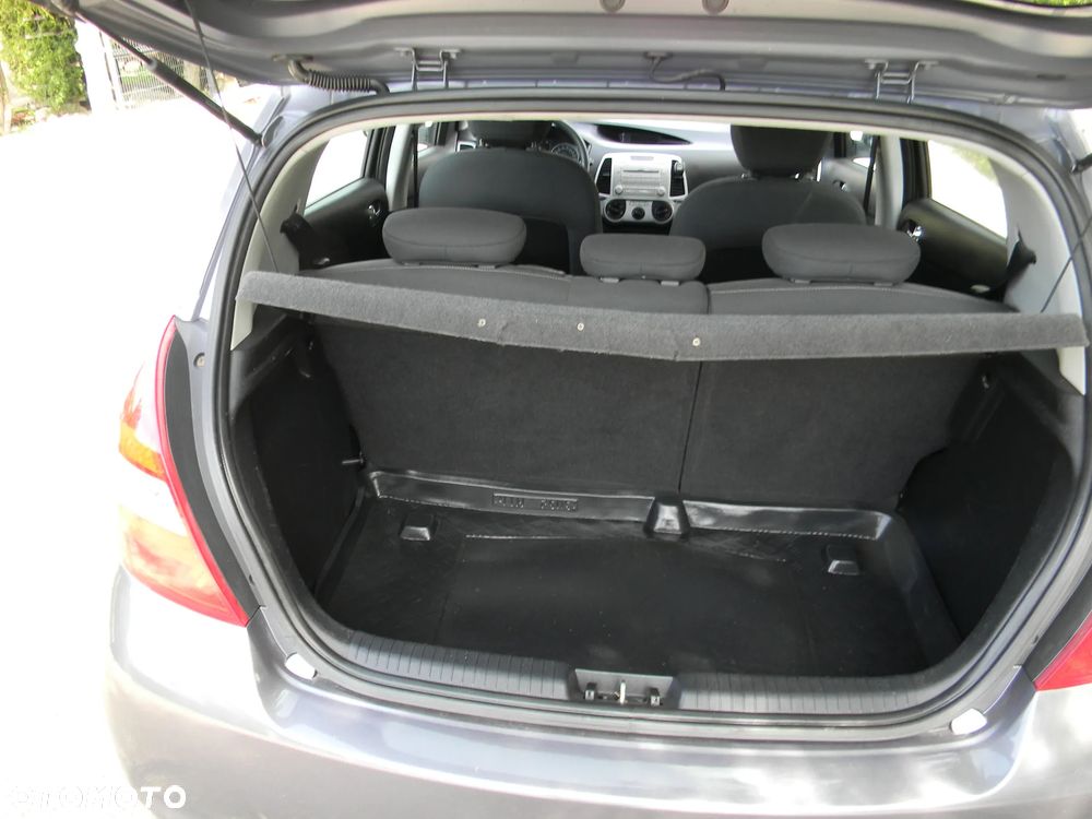 Hyundai i20 1.2 Edition 20 - 10