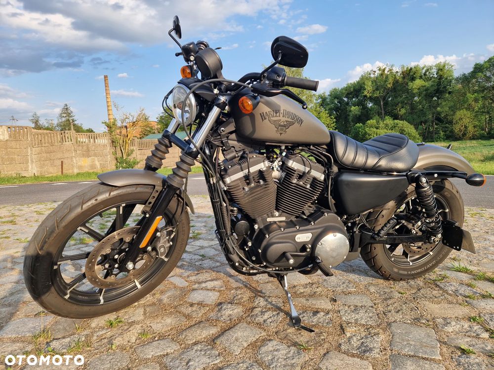 Harley-Davidson Sportster Iron 883 - 4