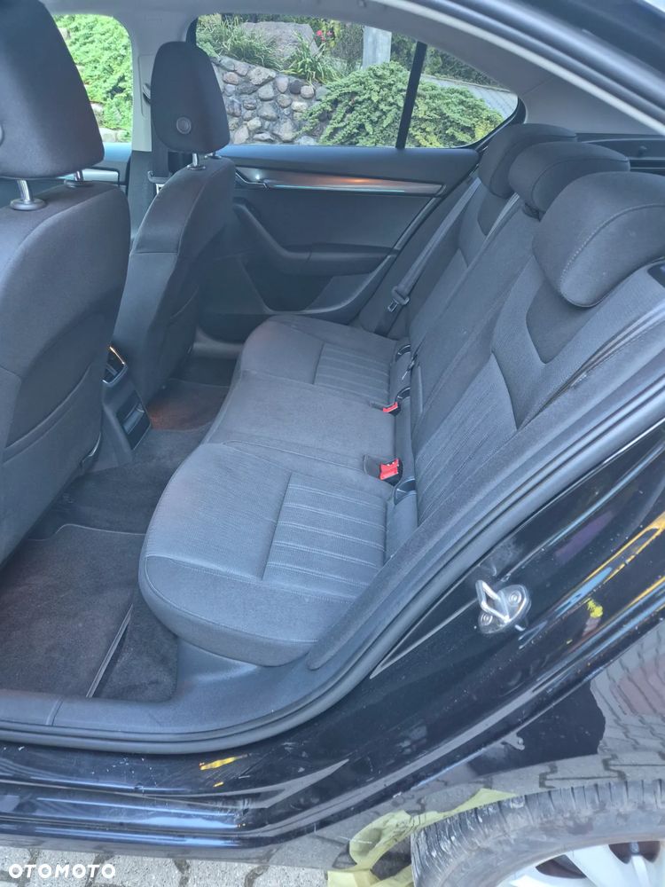 Skoda Octavia 1.6 TDI DSG Drive - 13