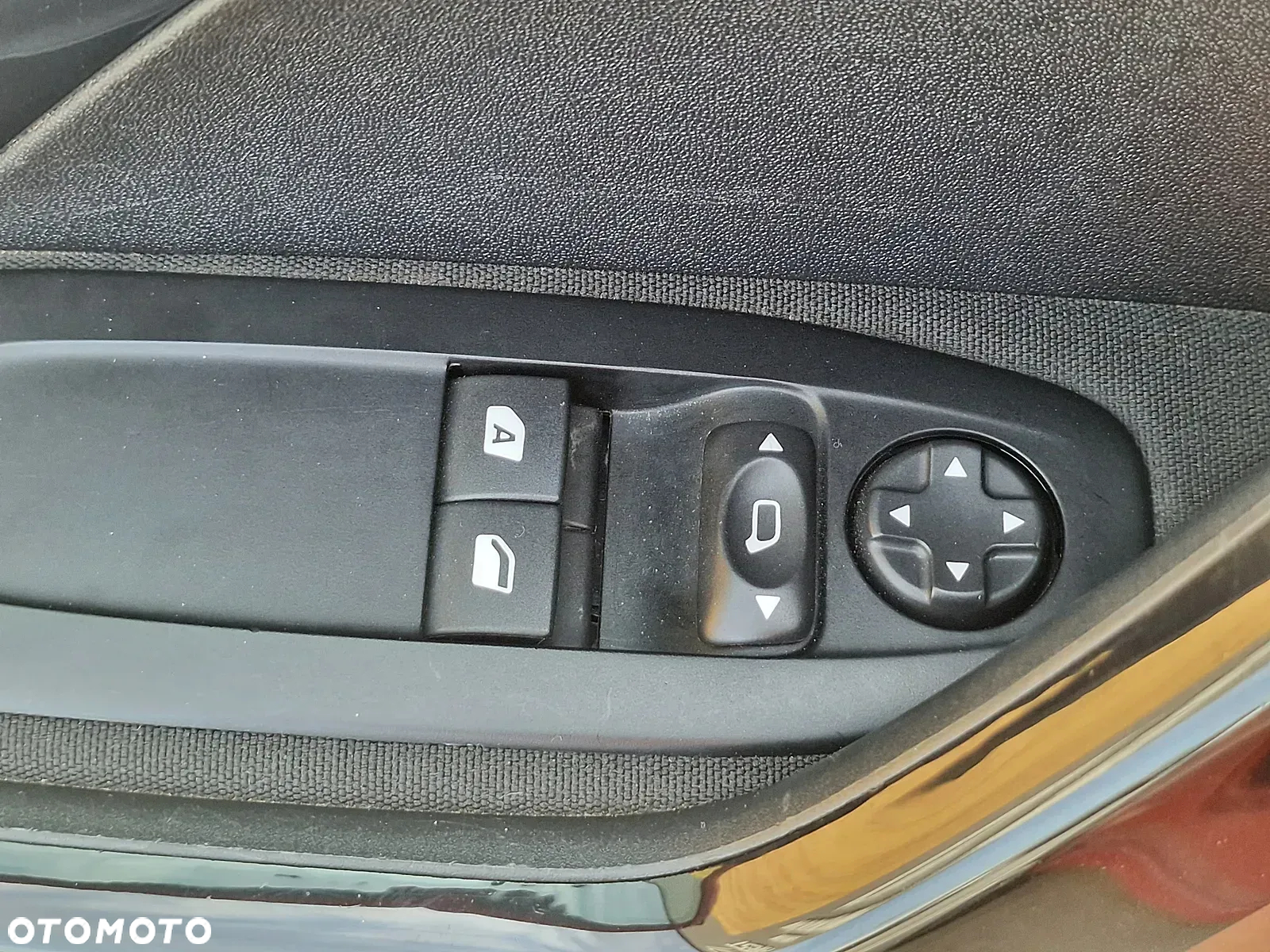 Peugeot 208 1.2 PureTech Access - 21
