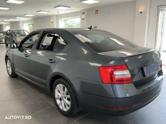 Skoda Octavia - 3
