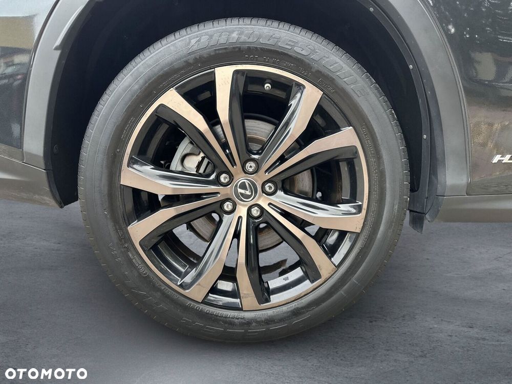 Lexus RX 2021
