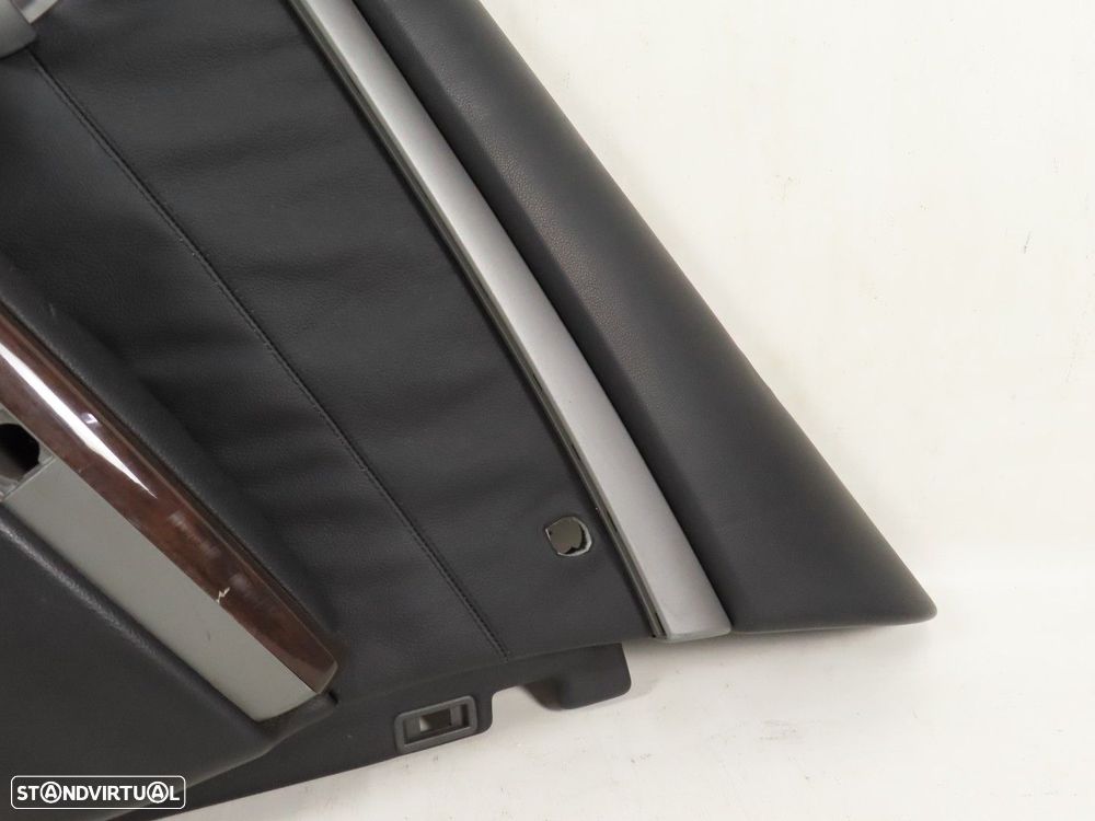 Forra da Porta Direito/Trás Seminovo/ Original BMW 7 (E65, E66, E67) - 2