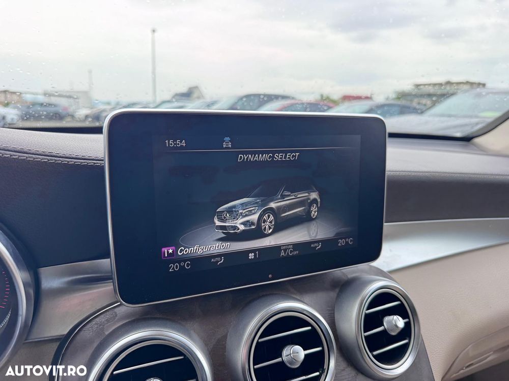 Mercedes-Benz GLC 250 d 4MATIC 9G-TRONIC AMG Line - 39