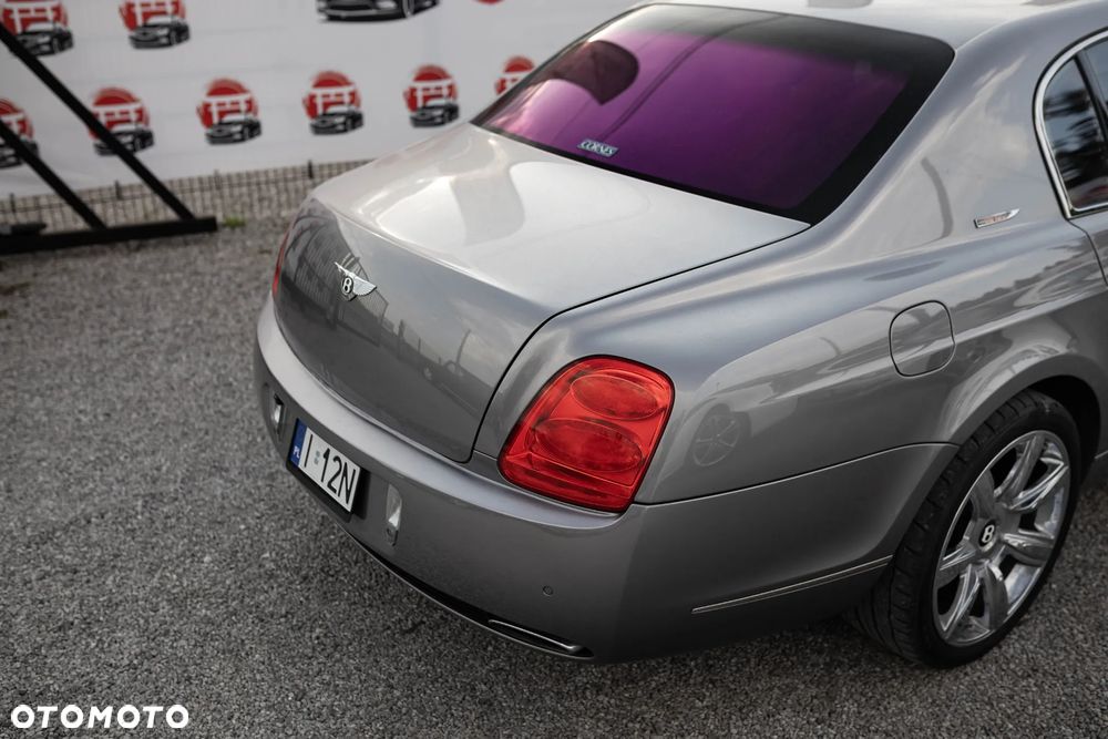 Bentley Flying Spur - 9