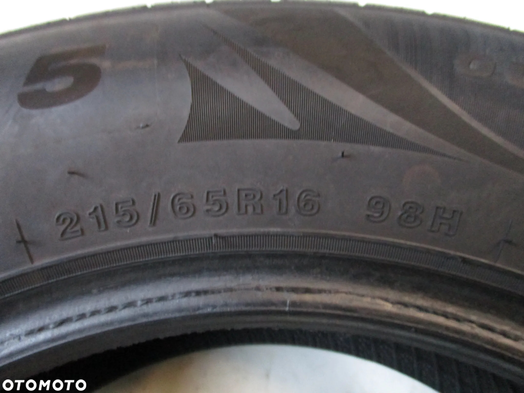 OPONY 215 65 16 98H IMPERIAL - LATO - 5