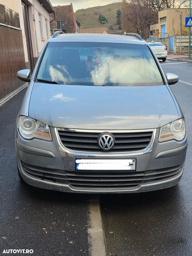 Volkswagen Touran 1.9 TDI DSG - 5