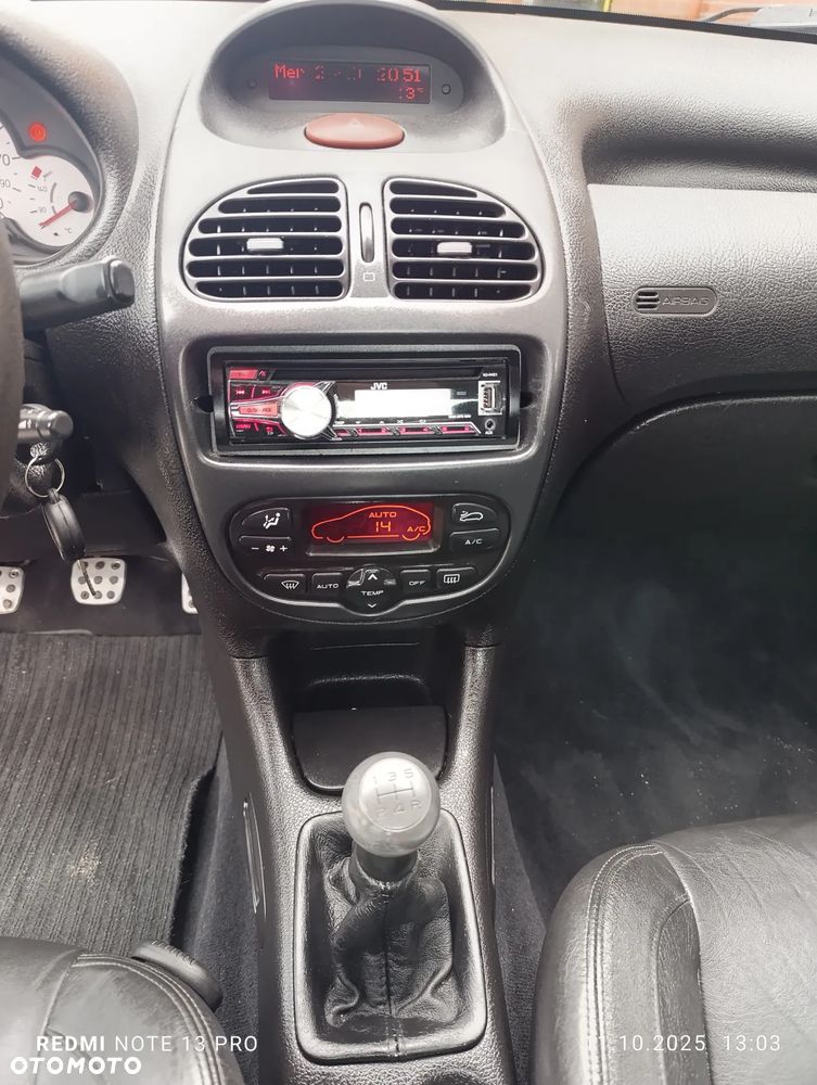 Peugeot 206 CC 135 Sport - 16