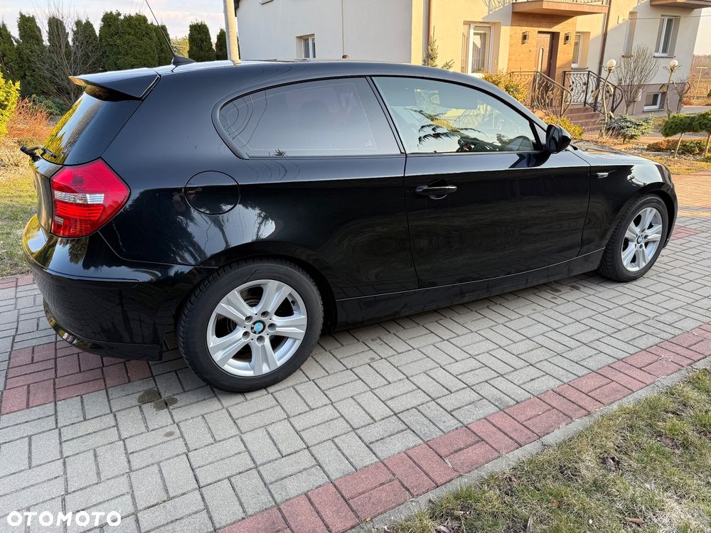 BMW Seria 1 118d - 12