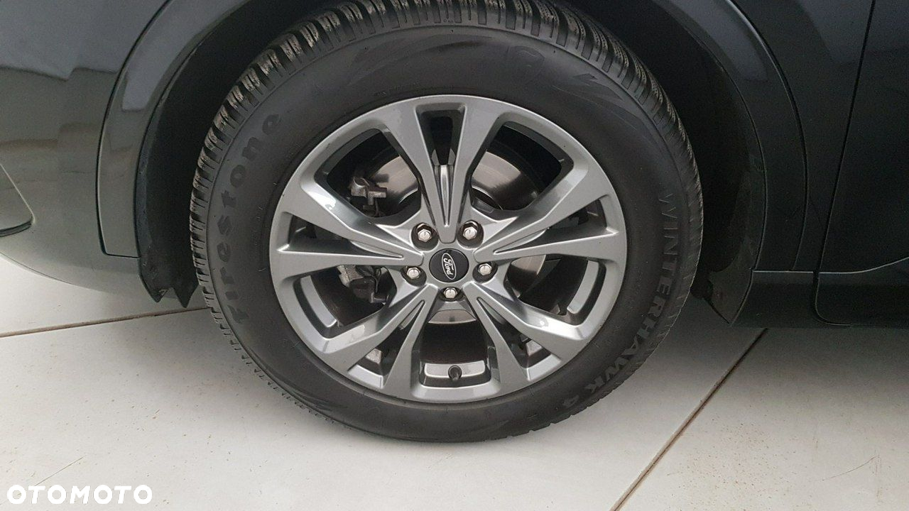 Ford Kuga - 13