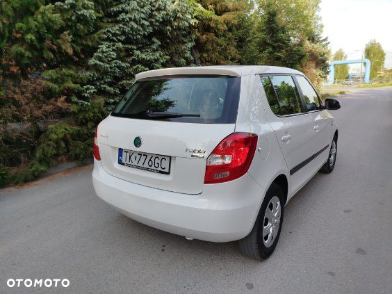 Skoda Fabia 1.2 HTP Active - 9