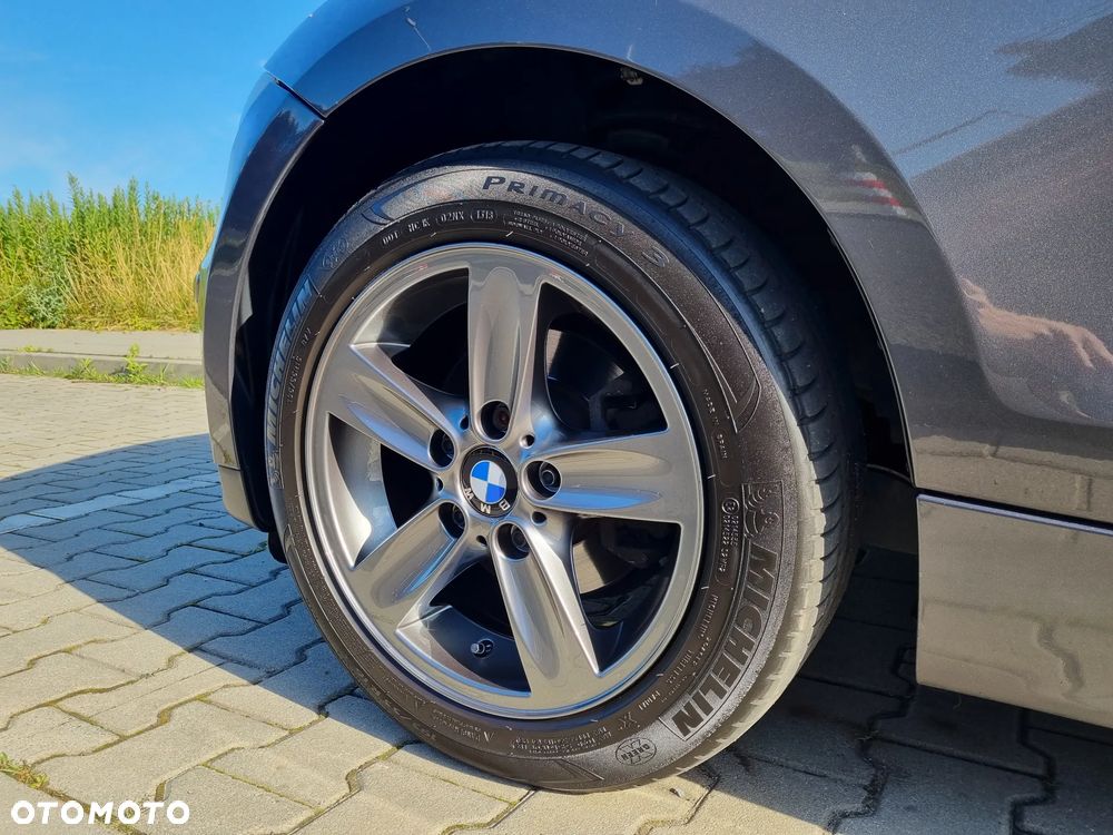 BMW Seria 1 116i - 6