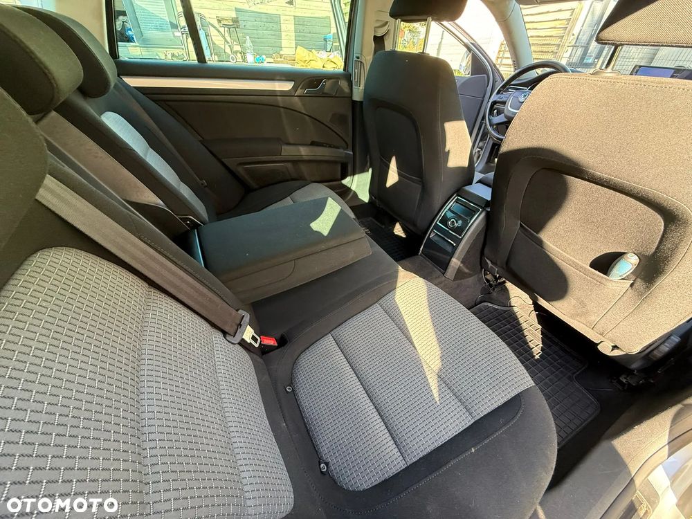 Skoda Superb 2.0 TDI PD Ambition - 11
