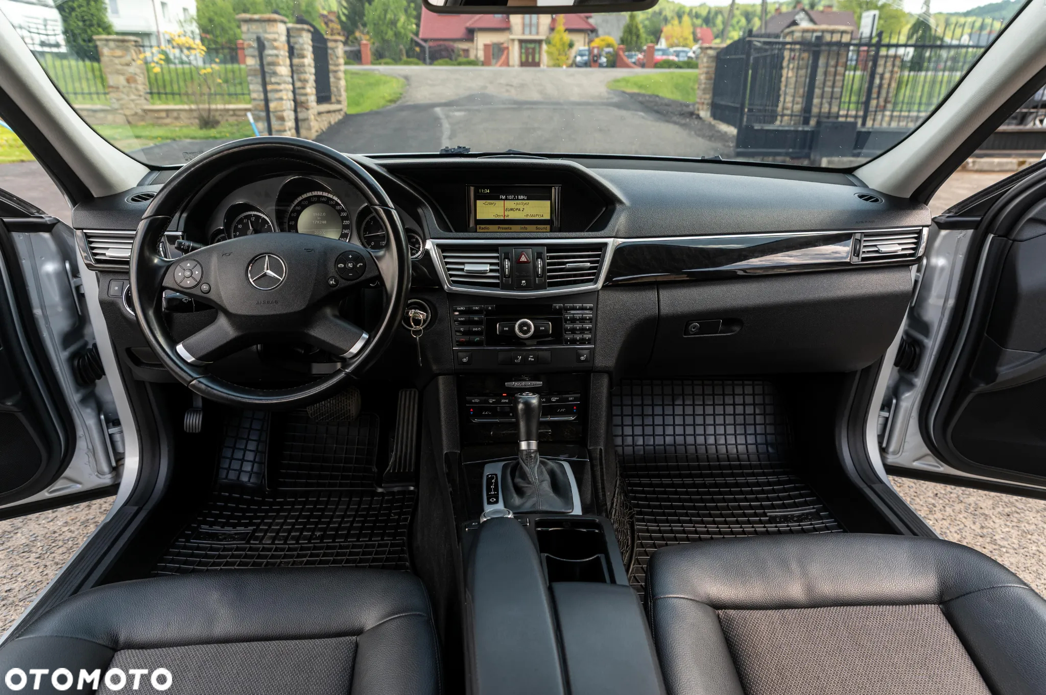 Mercedes-Benz Klasa E 200 T BlueTEC 7G-TRONIC Avantgarde - 23