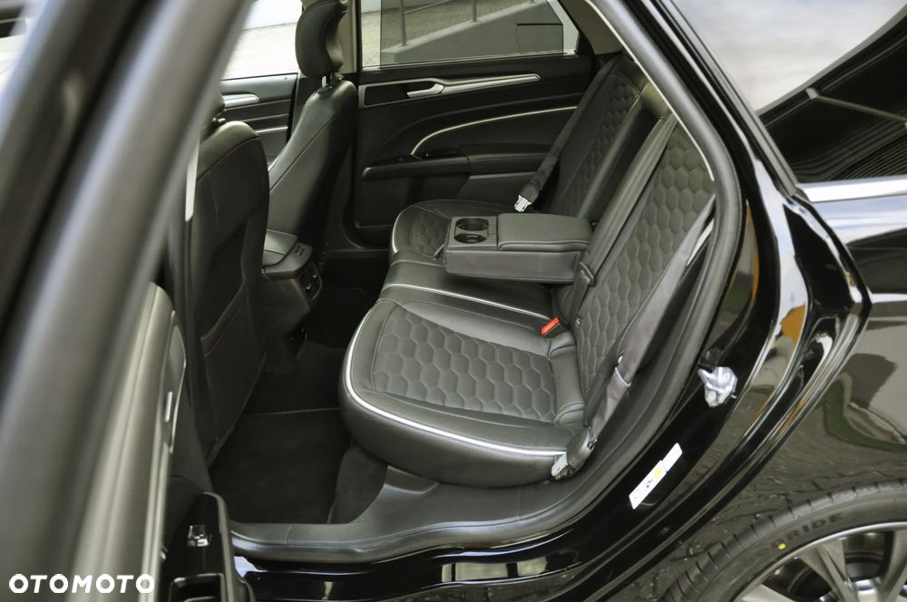 Ford Mondeo Turnier TDCi Bi-Turbo PowerShift-Aut Vignale - 32