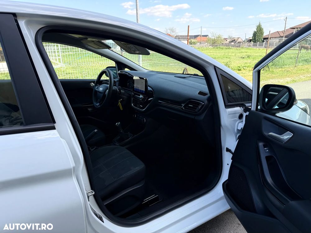 Ford Fiesta 1.1 S&S COOL&CONNECT - 22