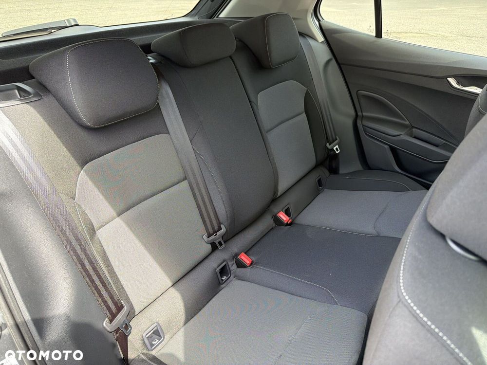 Skoda Fabia 1.0 TSI Drive DSG - 21