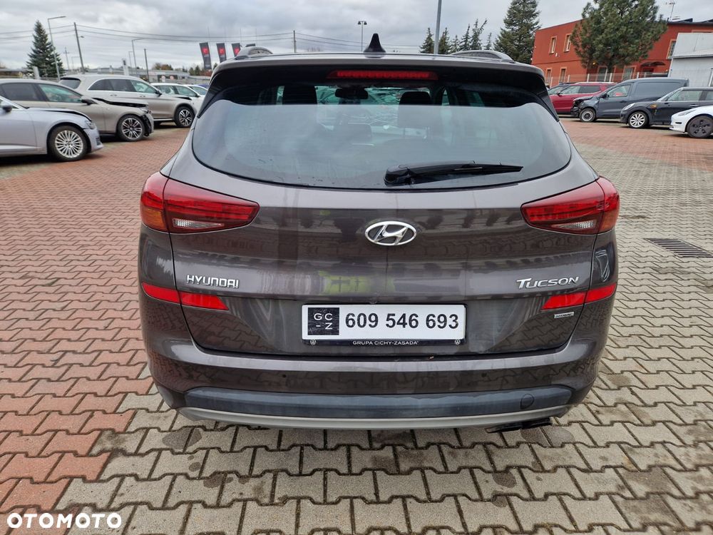 Hyundai Tucson - 2