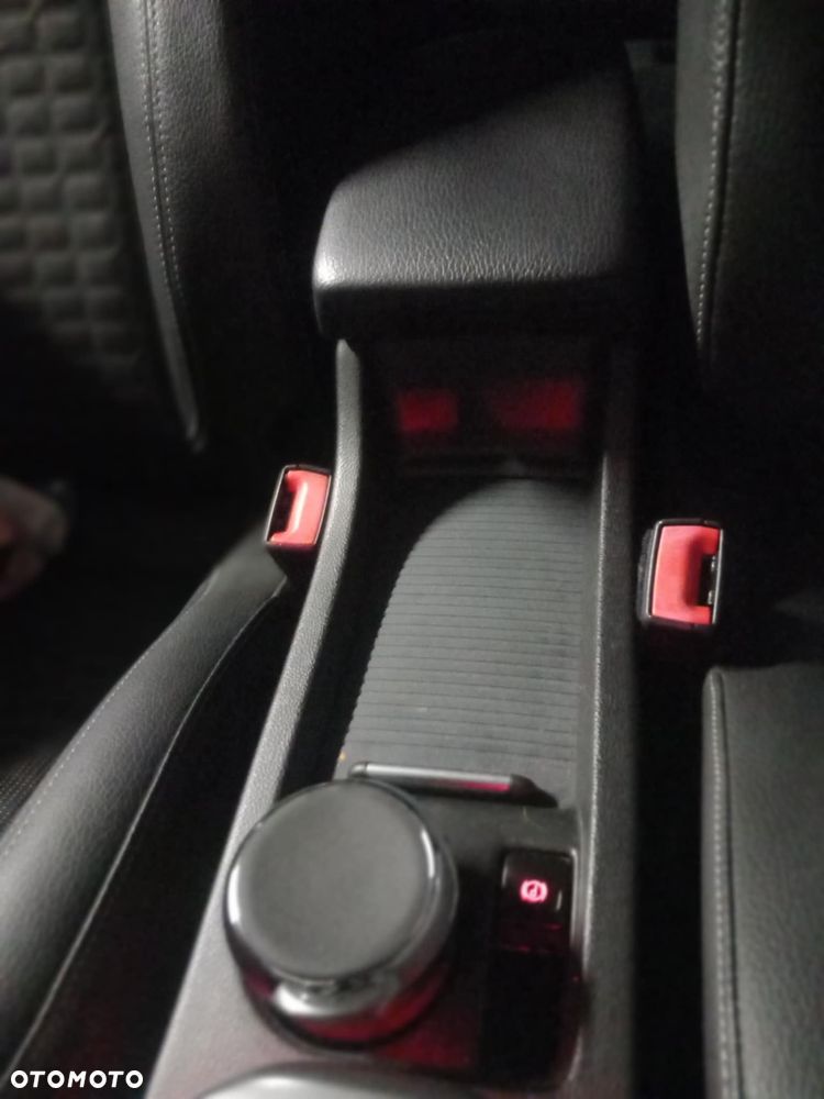 Opel Astra 1.4 T Enjoy - 14