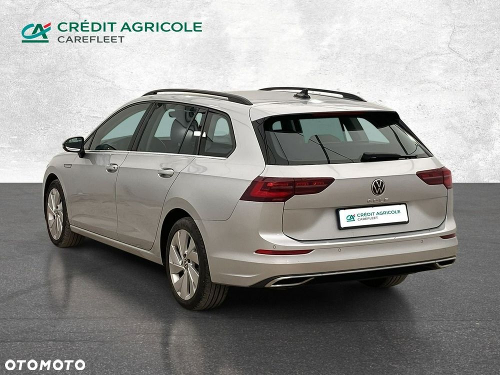 Volkswagen Golf - 8