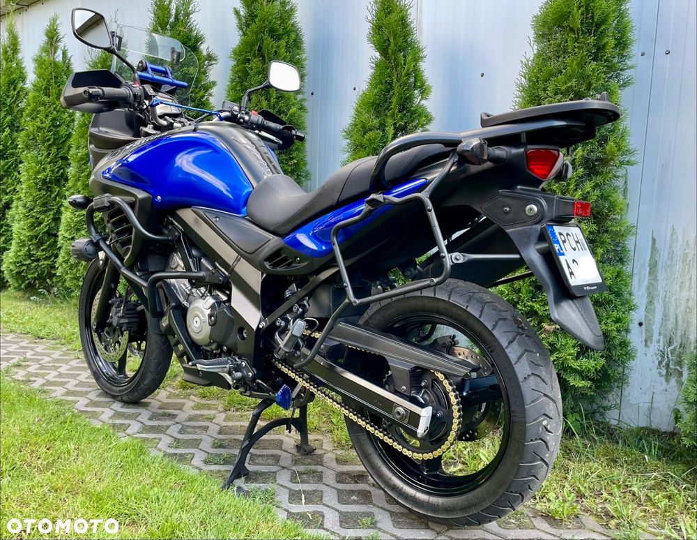 Suzuki V-STROM - 8