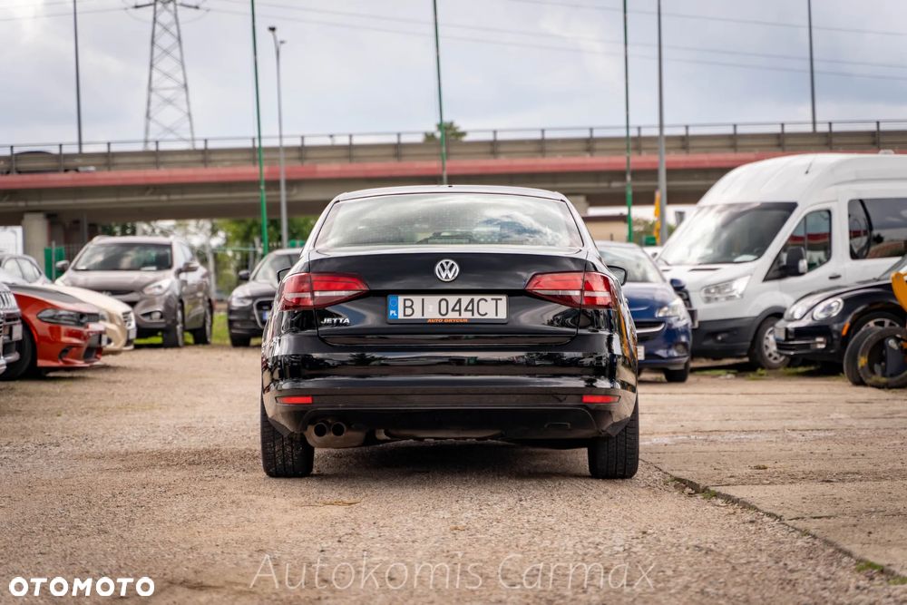 Volkswagen Jetta 2.0 Base - 9