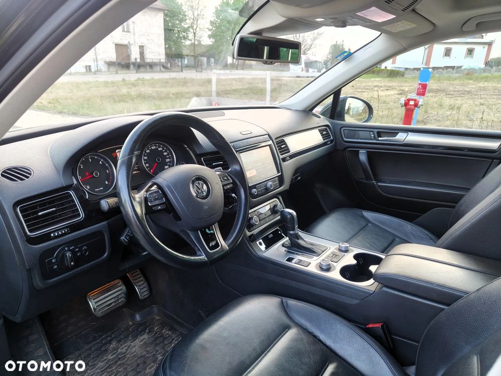 Volkswagen Touareg 3.0 V6 TDI BMT Perfectline R-Style - 19