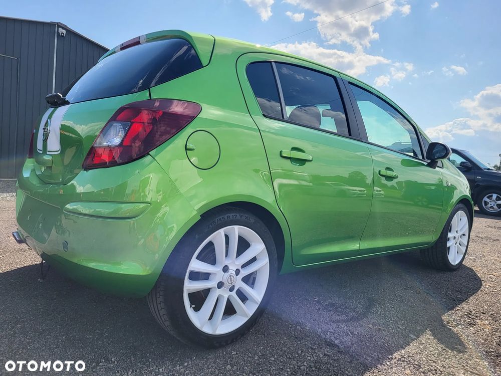Opel Corsa 1.4 16V Color Edition - 8