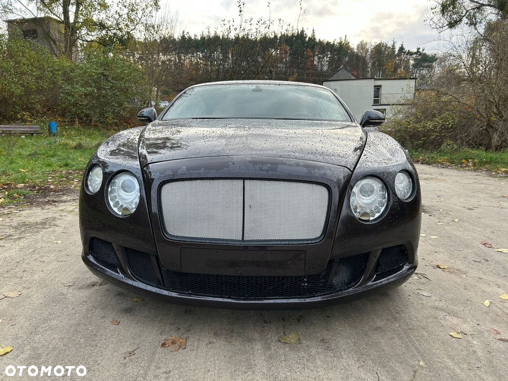 Bentley Continental GT - 16