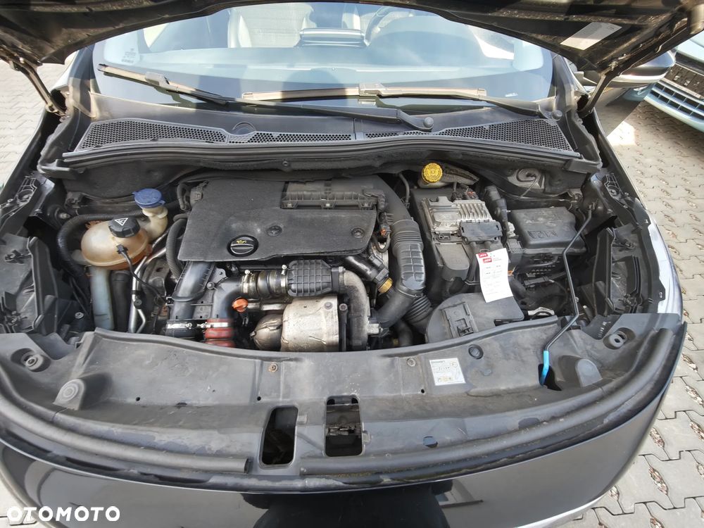 Peugeot 2008 BlueHDi FAP 120 STOP & START Crossway - 37