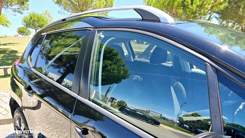 Peugeot 2008 1.6 e-HDi Allure - 20