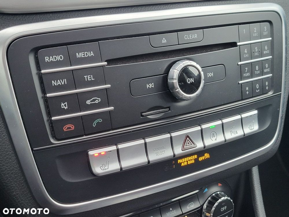 Mercedes-Benz CLA - 27