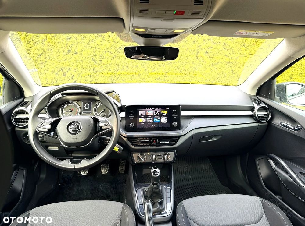 Skoda Fabia 1.0 TSI Ambition - 10