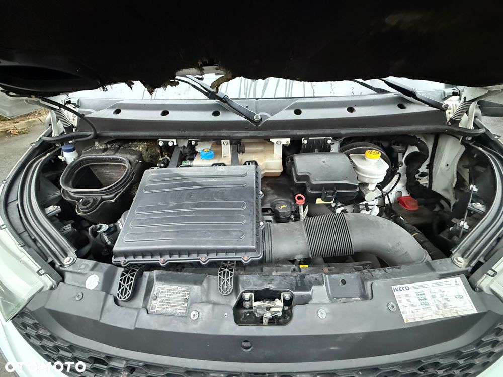 Iveco DAILY 35-170 *3.0* TYLKO 92000 km* KONTENER* Bliźniak* Tempomat* Blokada Mostu* - 15