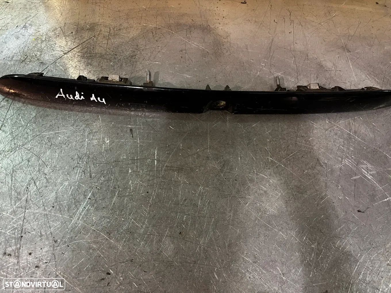 FRISO DA MALA AUDI A4 B5 AVANT / AUDI A3 8L 8D9827574 - 1