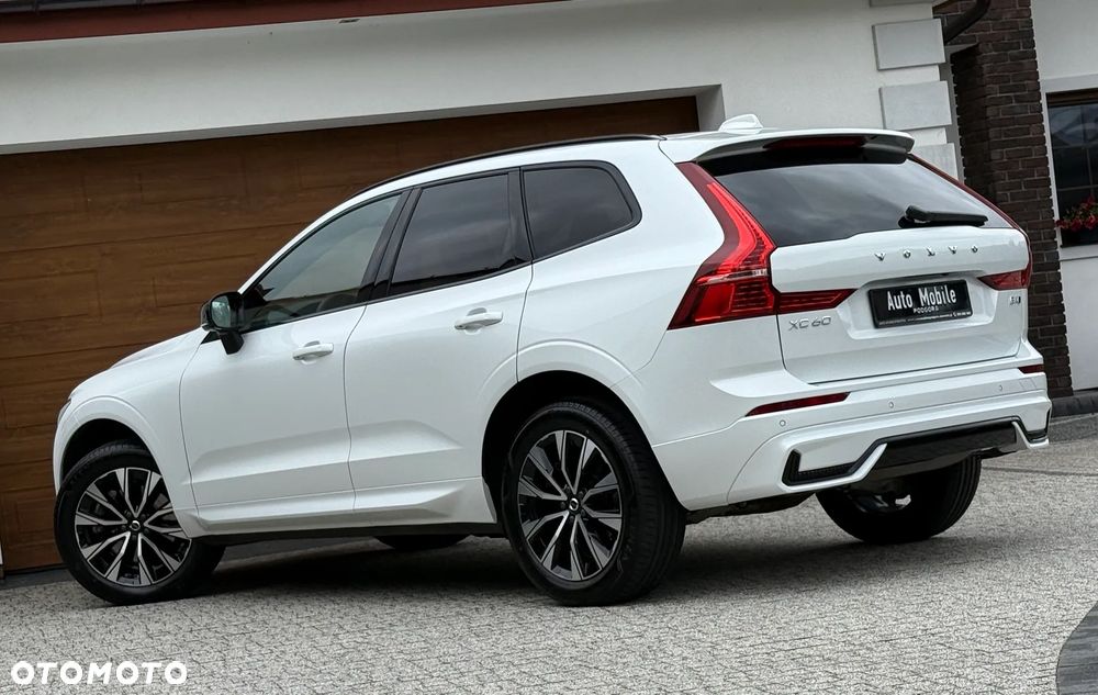 Volvo XC 60 B4 D AWD Plus Dark - 7