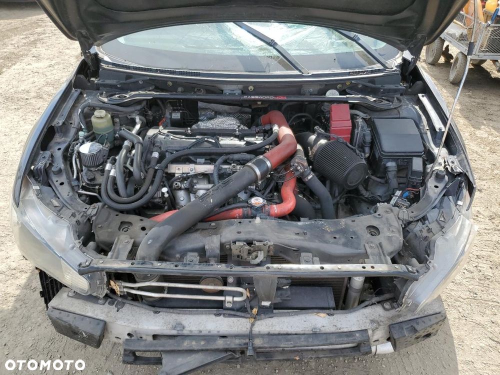 Mitsubishi Lancer Evolution GSR - 11