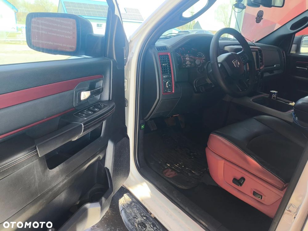Dodge RAM - 10