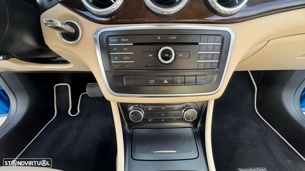 Mercedes-Benz GLA 200 d Style Aut. - 36