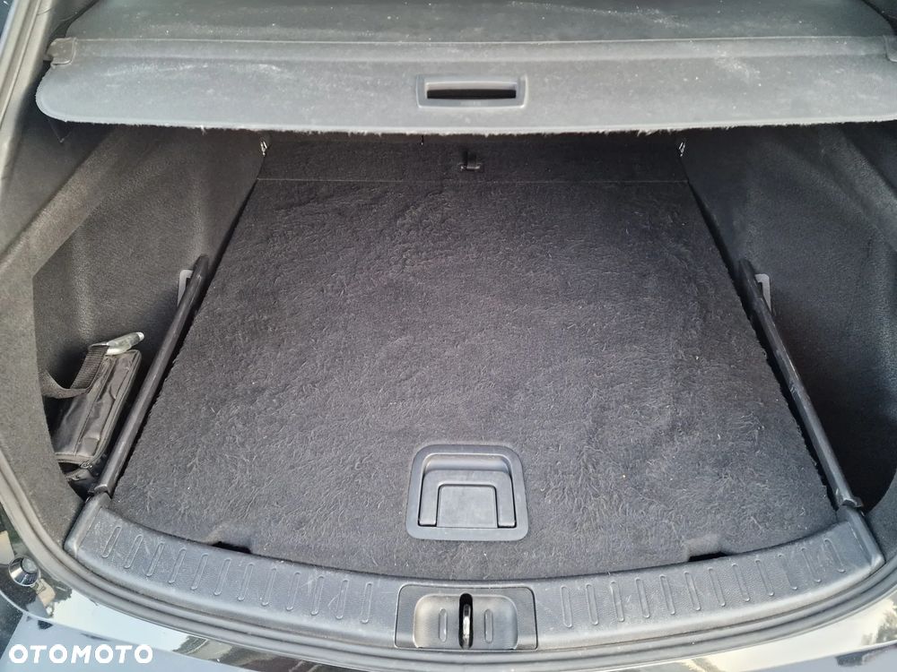 Toyota Corolla 1.8 Hybrid Comfort - 16