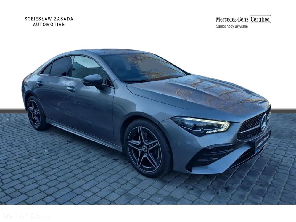 Mercedes-Benz CLA 200 AMG Line 7G-DCT - 7