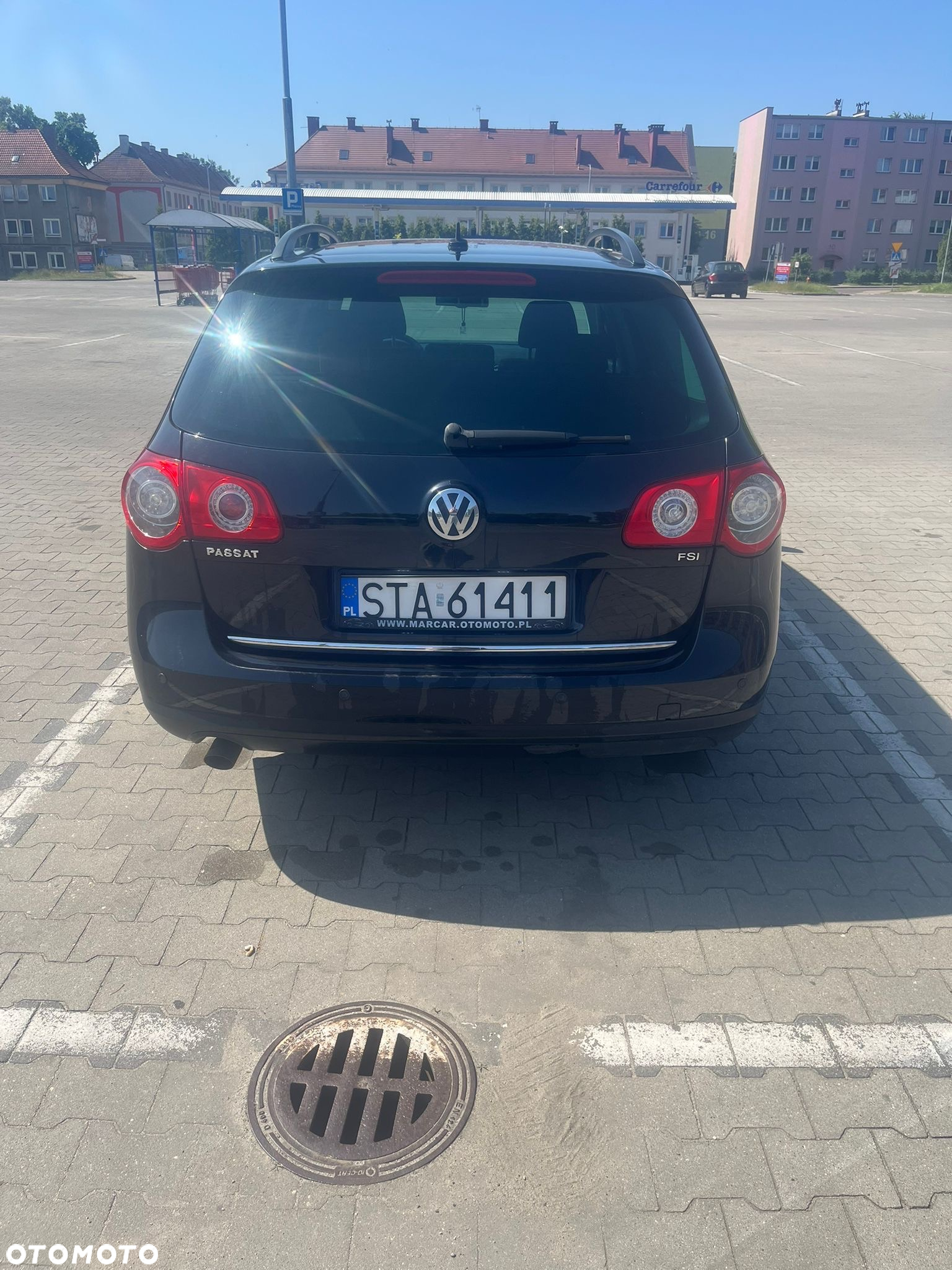 Volkswagen Passat 1.6 FSI Comfortline - 3