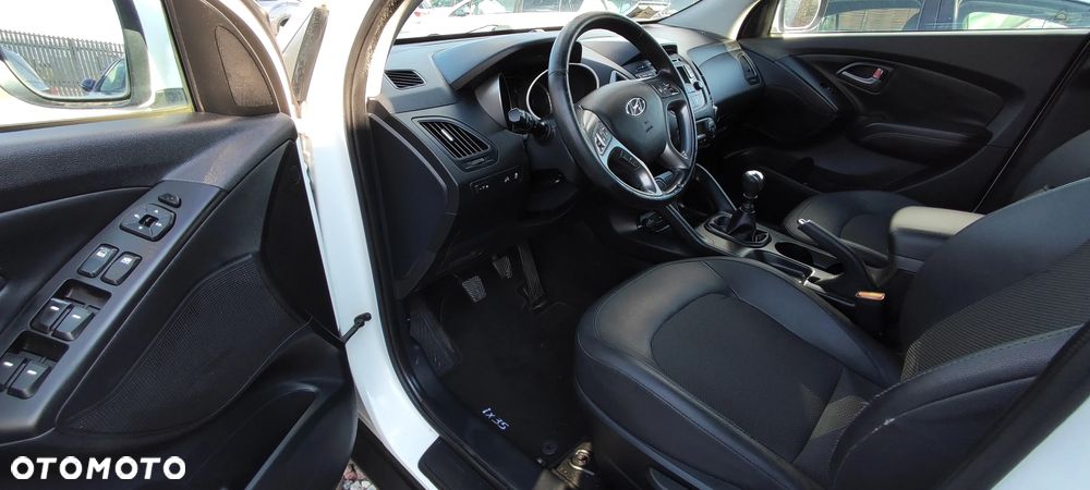 Hyundai ix35 - 40