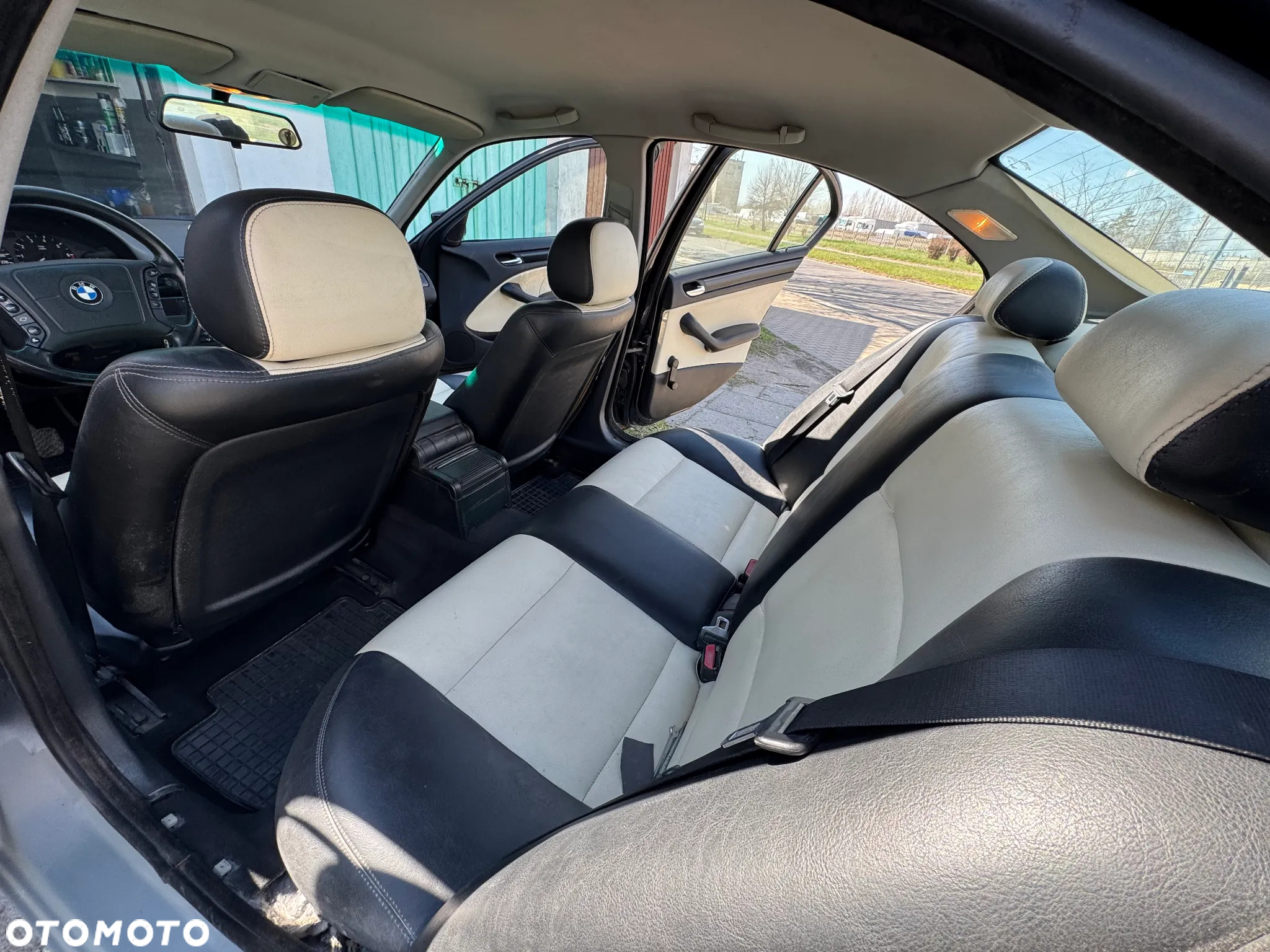BMW Seria 3 316i - 9
