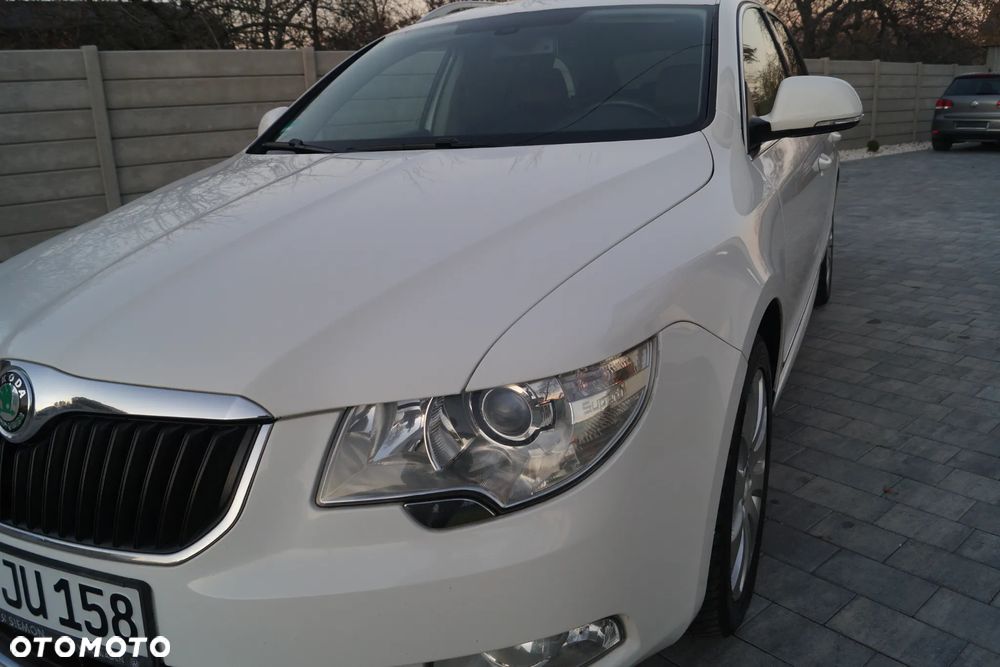 Skoda Superb 2.0 TDI Exclusive - 14